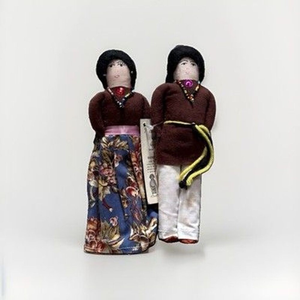 2 Native American Navajo Indian Handmade Cloth Dolls Sadie Nez 8 inch Couple